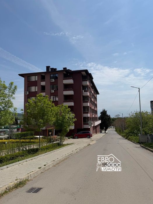 Стилен, двустаен апартамент със собствено паркомясто продажба