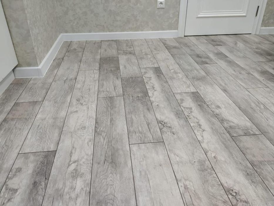 Укладка ламината. Навесные потолки