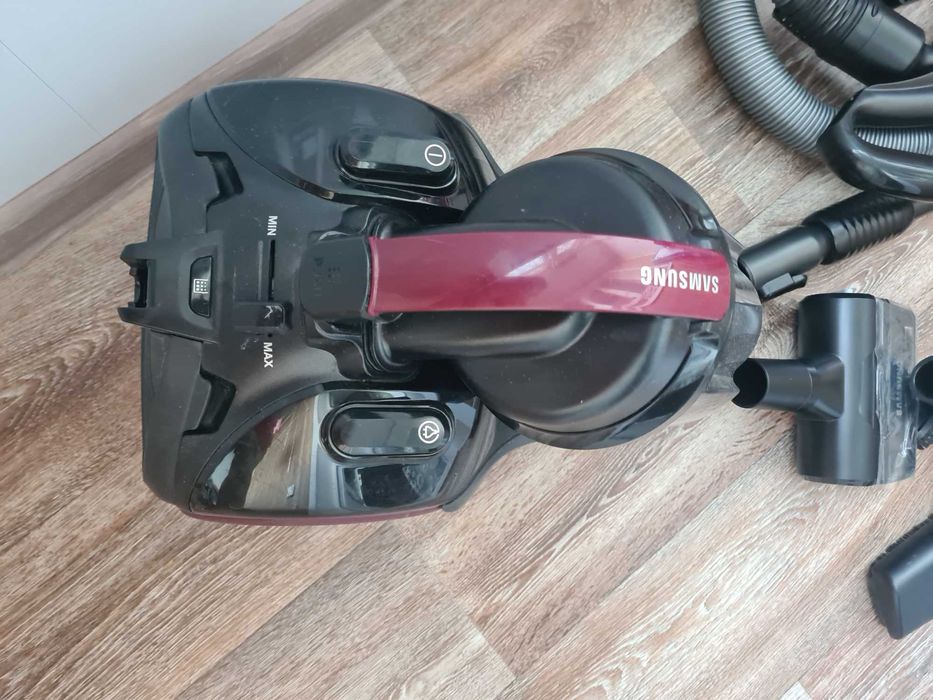 Продам пылесос бу