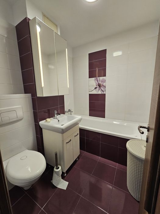 Apartament 3 camere renovat+mobilat