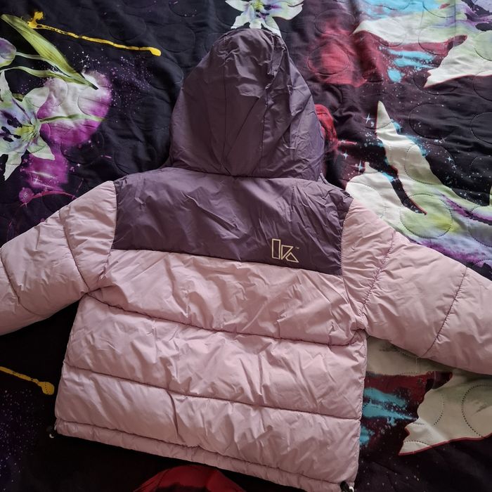 Куртка для девочки, размер 100.