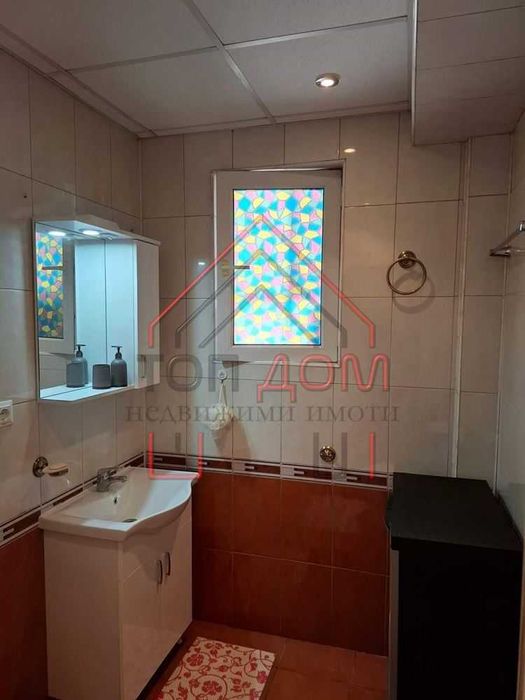 Дава се под наем Двустаен апартамент в Варна, ЖП Гара - 55 кв.м за 561 € - Снимка #9