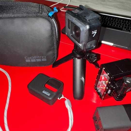 GoPro Hero 7 Black Bundle with Accessories, Case, Tripod & Light