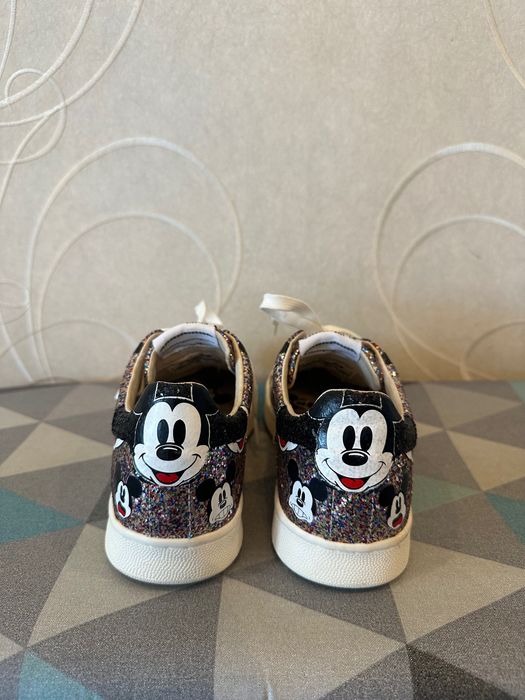 Оригинални обувки Disney / MOA