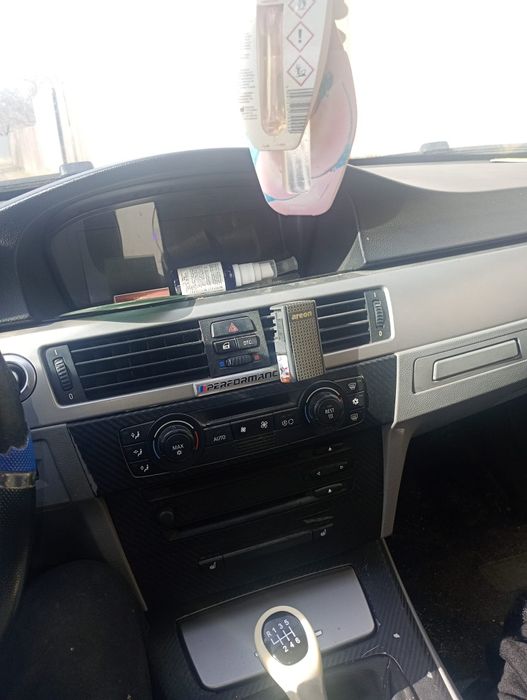 Vând Bmw e90 sau schimb cu animale.