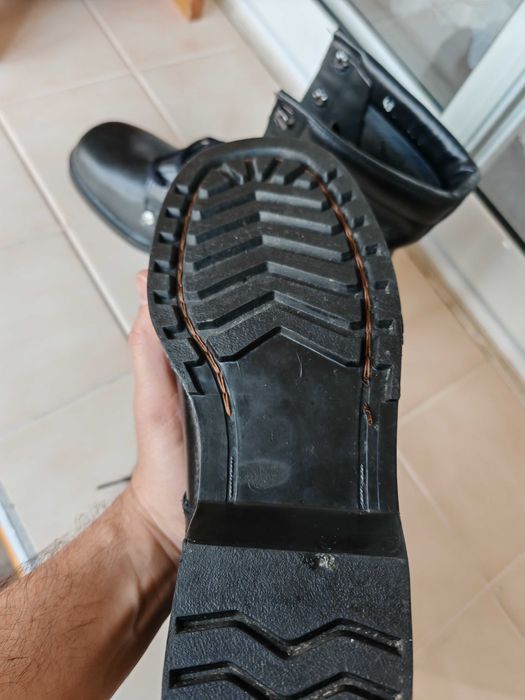 Български кубинки 43 номер