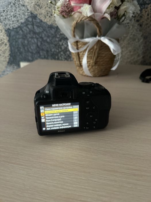 Nikon D3500 + объектив 18-55 VR AF-P