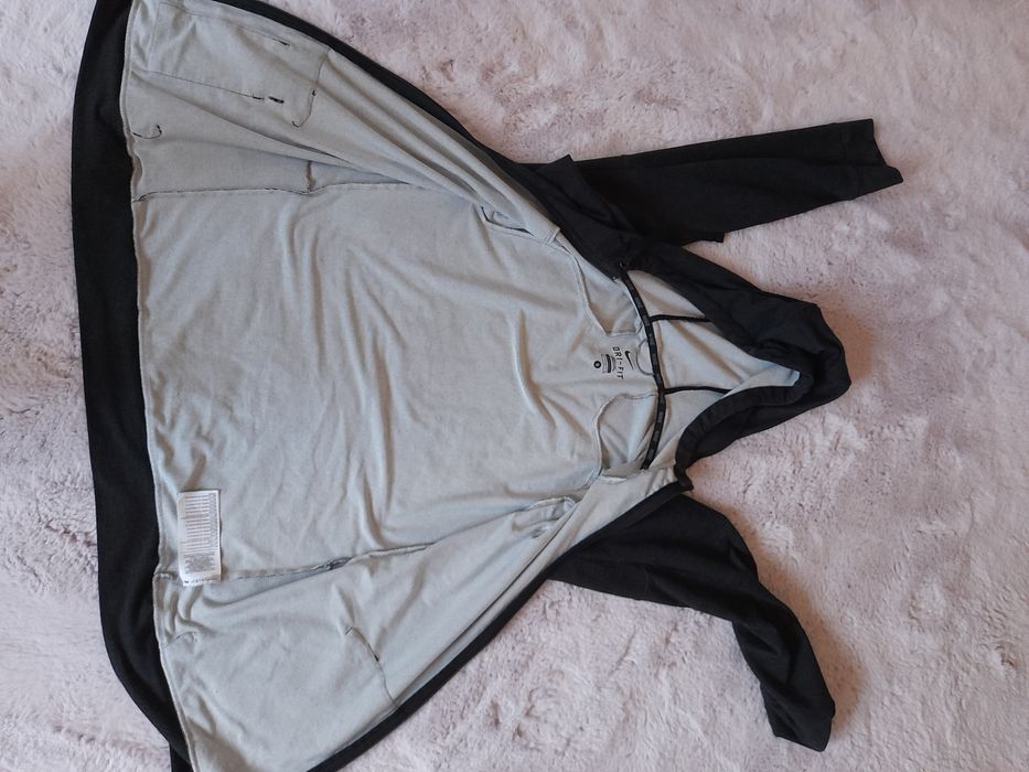 Nike dri fit мъжки Суичър S размер.