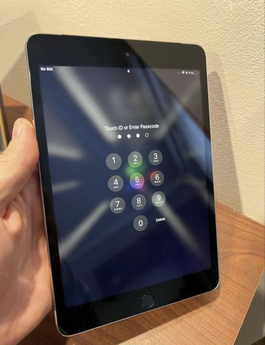 Ipad mini 3 64Gb WiFi + Sim + husa copii cadou