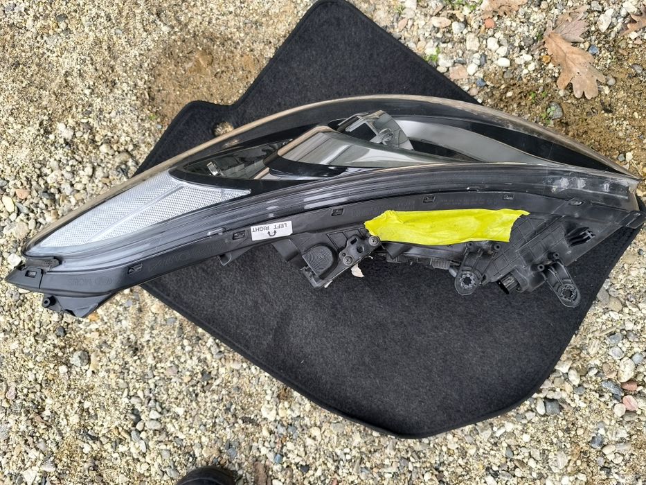 Ляв ксенонов фар за Хюндай и30