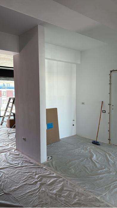 Inchiriez apartament 3 camere - Campul Pipera nr1