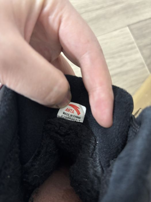 Кросовки фирма ANTA