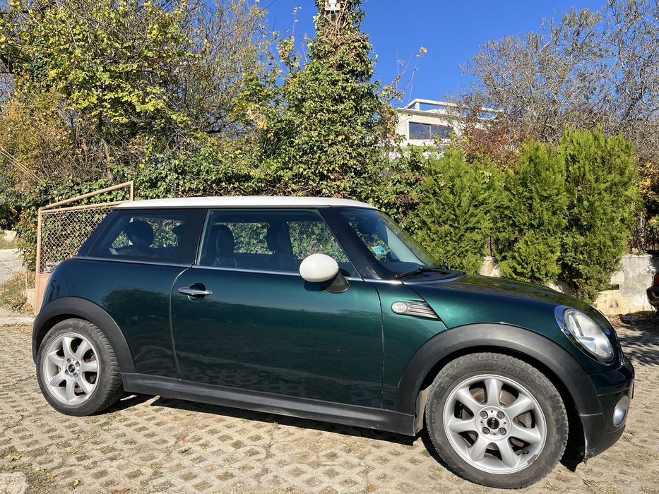 Mini Cooper 1.6 купе, Април 2007