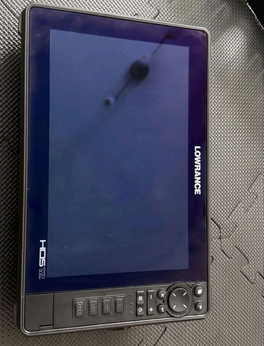 Vand Sonar Lowrance HDS 12 Live cu Sonda Inclus 3-1 Full Cutie Orginala Achizitionat in 2024