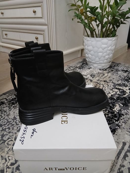 Полусапожки  женские