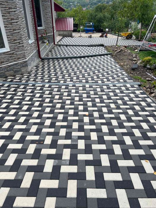 Montaj pavele,piatra cubica si piatra sparta