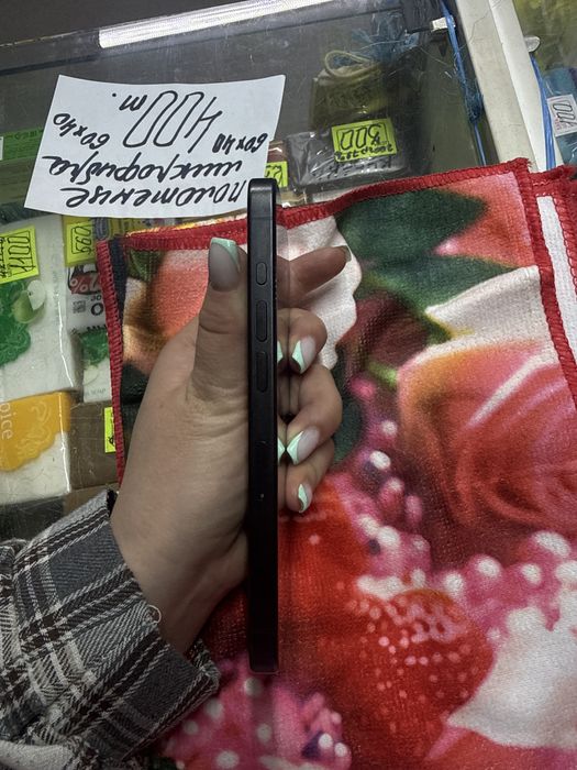 Продам айфон 15 про