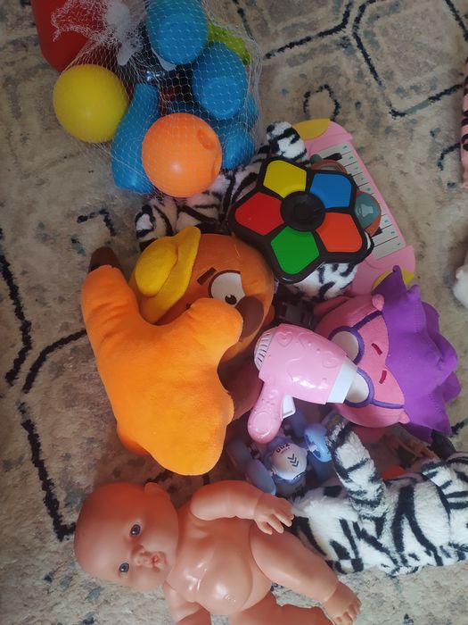 Детские игрушки продам