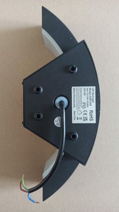 Lampă de perete led