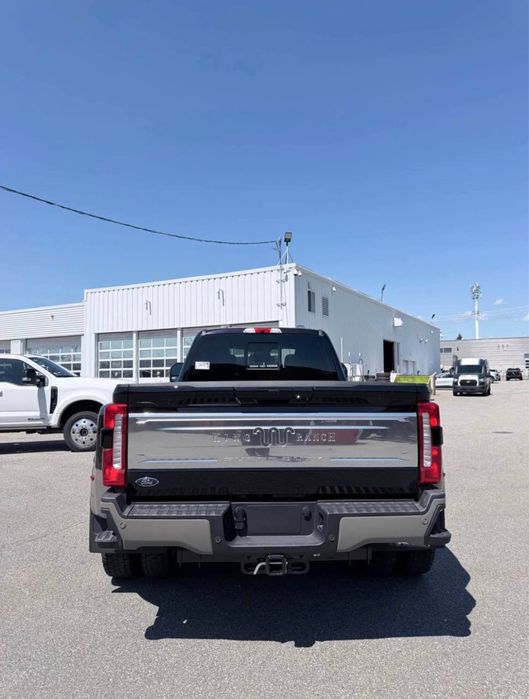 Ford F-450 King Ranch 2026
