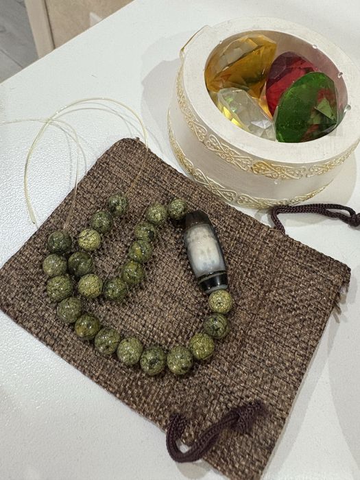 Браслеты с бусинами