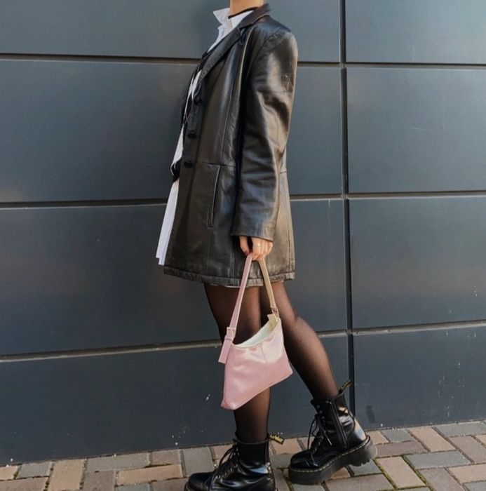 Haina tip sacou piele