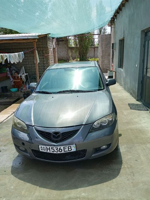 Mazda 3 mokriy rang