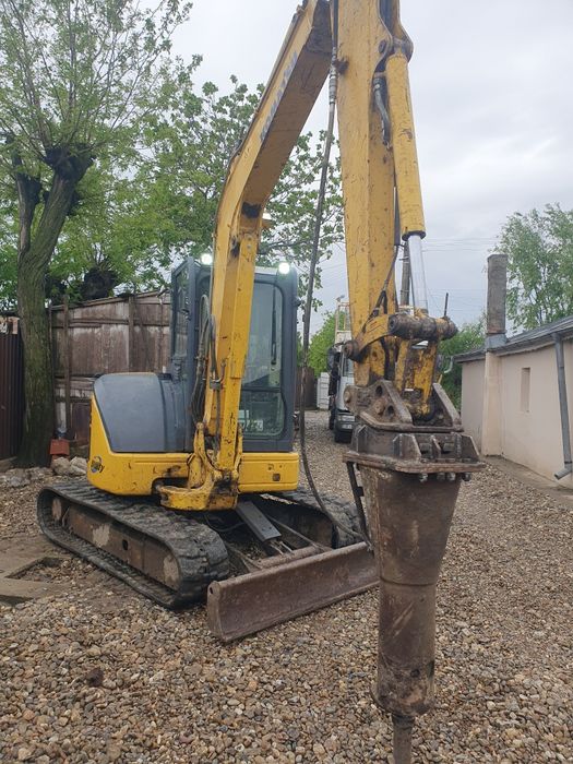 Transport  agregate de balastiera, pământ vegetal/ marfa cu descarcare macara