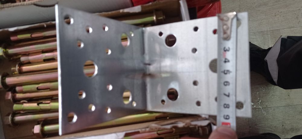 Крепёжный угол усиленный