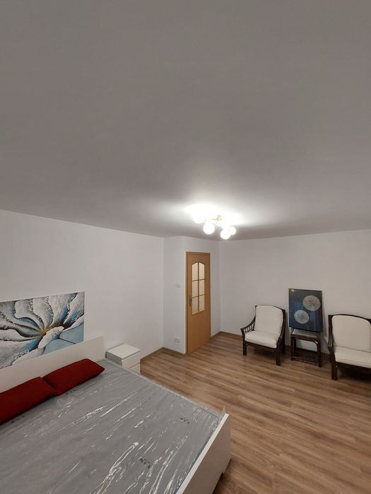 Vand garsoniera 42 mp, renovata , langa Piata Alba-Iulia, mall Vitan