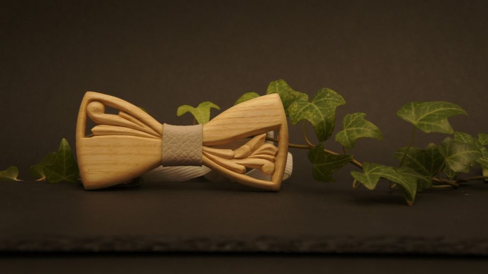 Ръчно изработени дървени папийонки