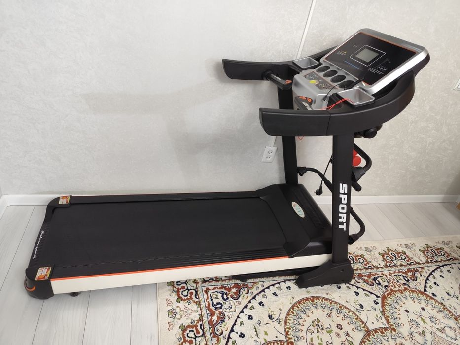 Беговая дорожка IVI S9000