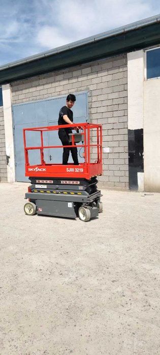 Ножничный подъёмник Skyjack SJIII 3219 — продажа и аренда