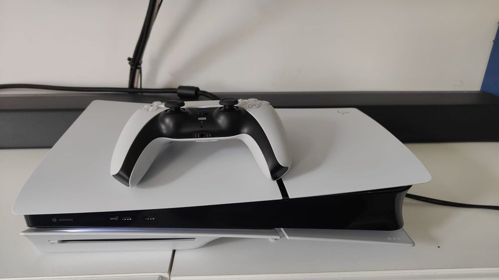 Playstation 5 Slim Disc (Ps 5) + controller original