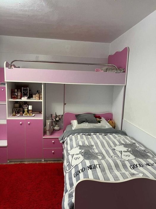 Vand Dormitor fete cu 2 paturi