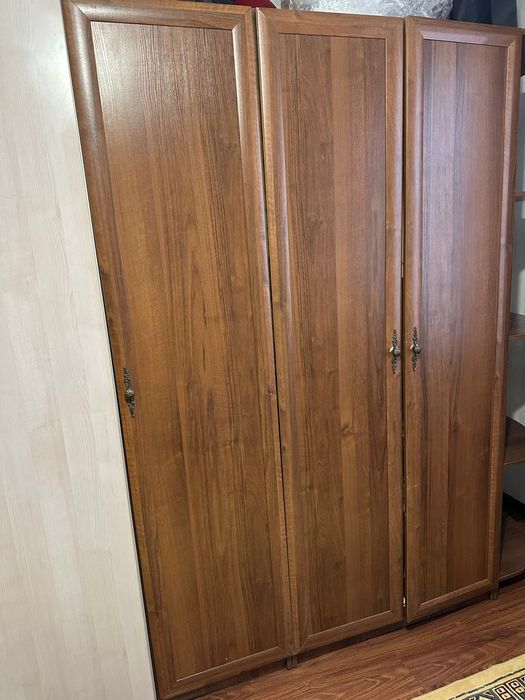 Продам шкафы б/у