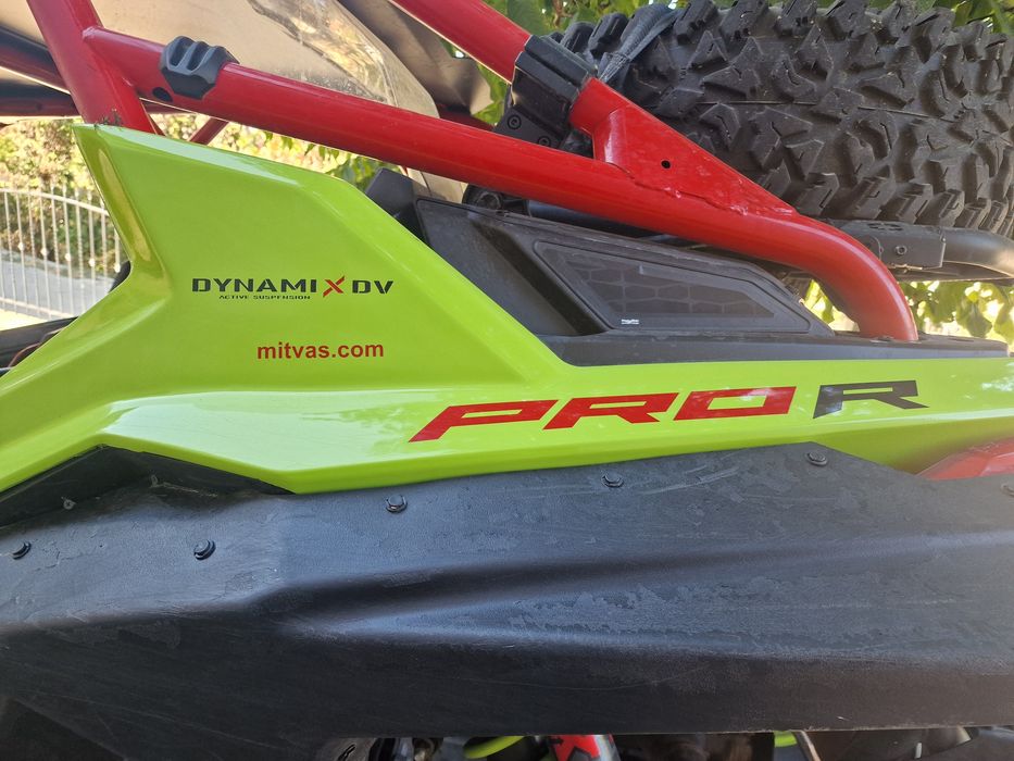 Продавам Polaris RZR