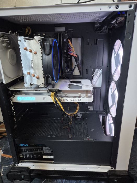 Игровой компьютер I7-11700F/32GB RAM/RTX4060 8gb/1TB Nvme