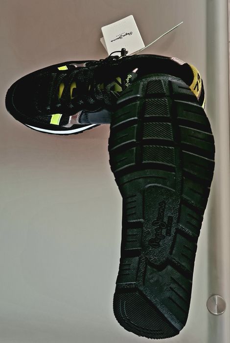 Нови уникални маратонки