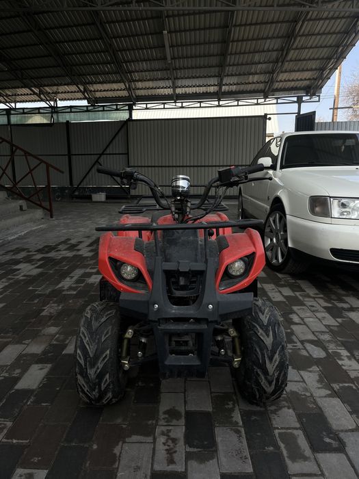 Продам детский квадроцикл 125 куб