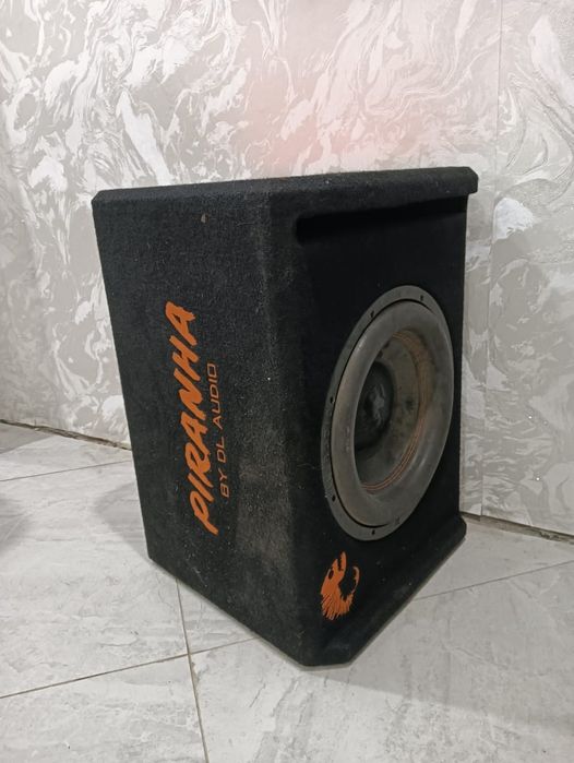 Продам сабвуфер .