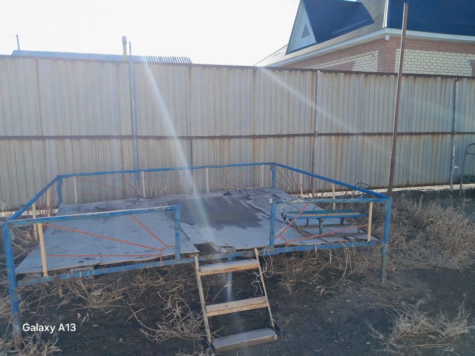 тапчан сатылады.