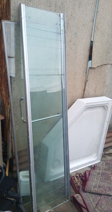 Срочно продам Душ с поддонам 100×100