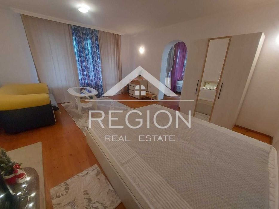 Дава се под наем Тристаен апартамент в Варна, Окръжна болница - 80 кв.м за 612 € - Снимка #2