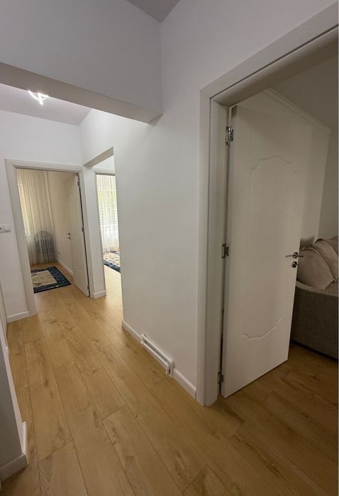 Apartament 3 camere inchiriere 550 Eur