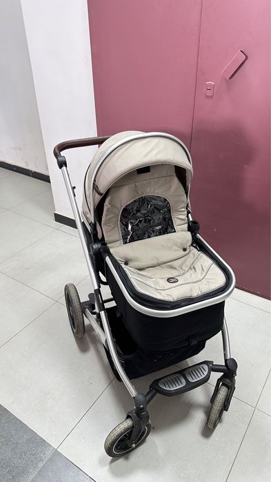 Продается коляска трансформер