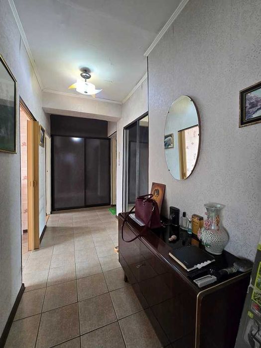 Продам 3ком. квартиру Афцинао 1