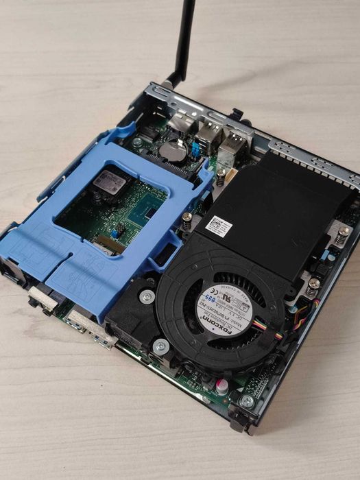 Mini PC Dell OptiPlex 3070 Micro, i5 9500T, 256GB NVMe, 8 Gb DDR4 WiFi