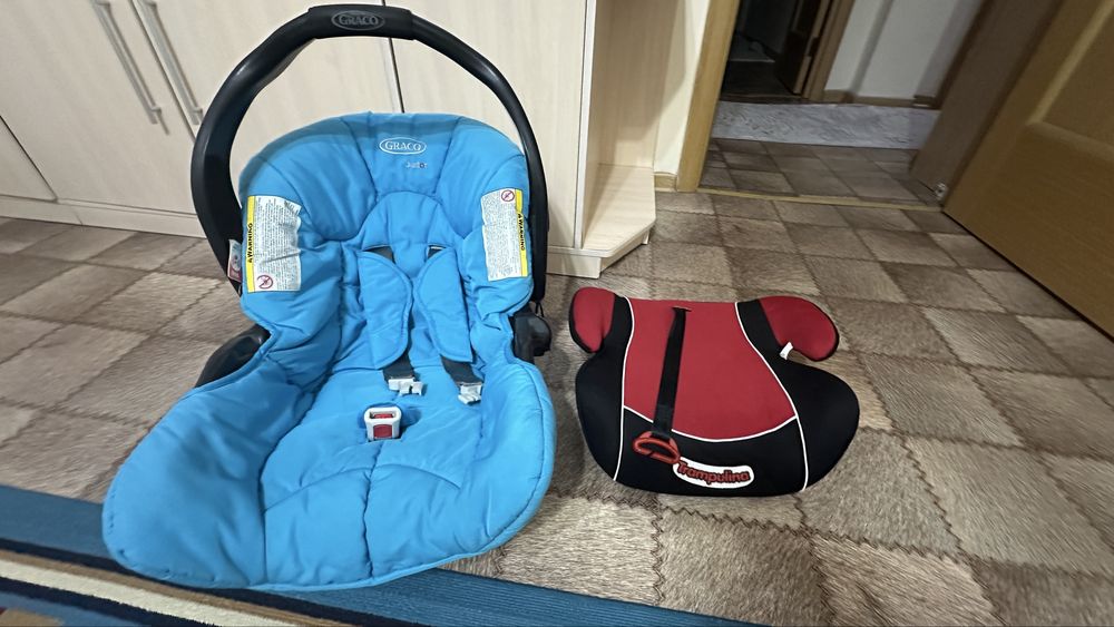 Детское автокресла 2 шт