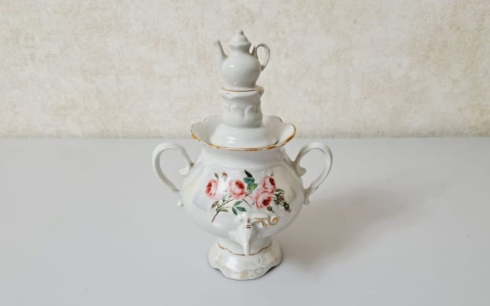 Сахарница Сахарница